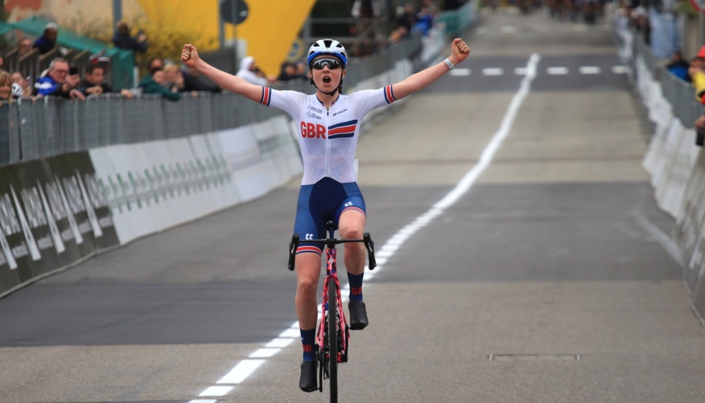 Al “Piccolo Trofeo Alfredo Binda Junior” fantastico assolo della giovane britannica Imogen Wolff